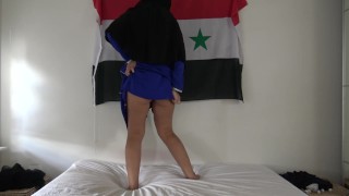 Syrian Teen Shows Ass